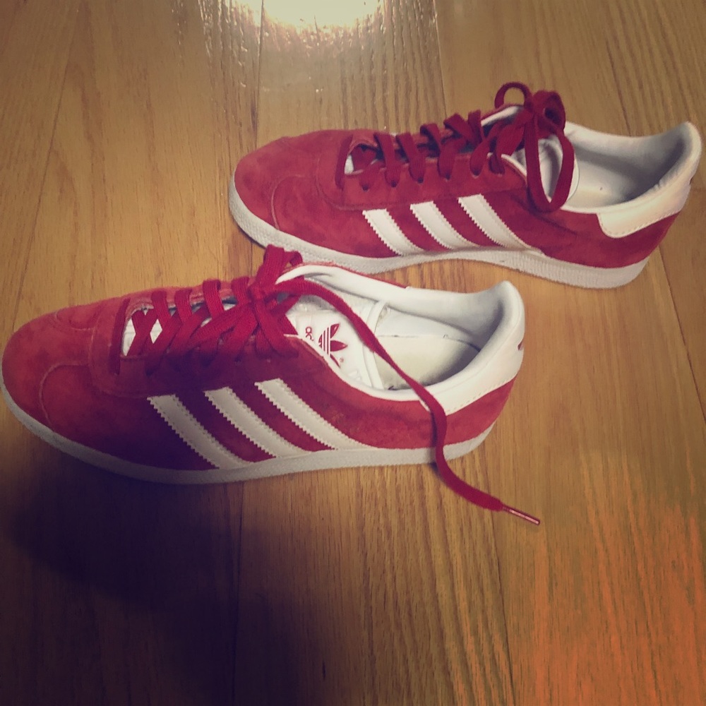 Adidas Gazelle-red